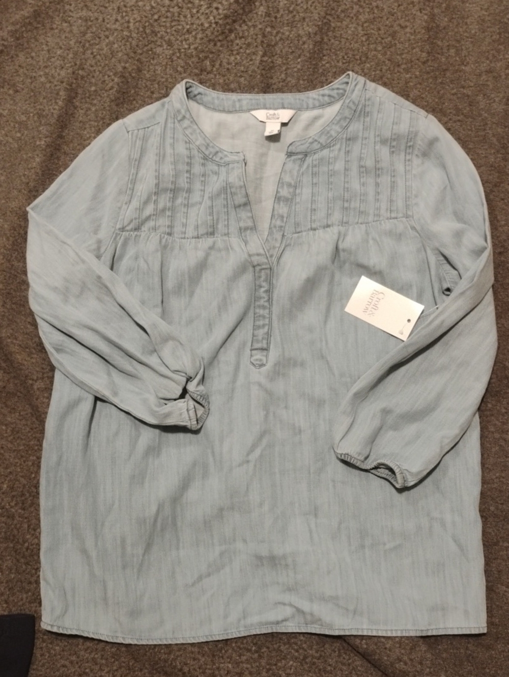 Croft & Barrow Pale Blue Pintuck Tunic